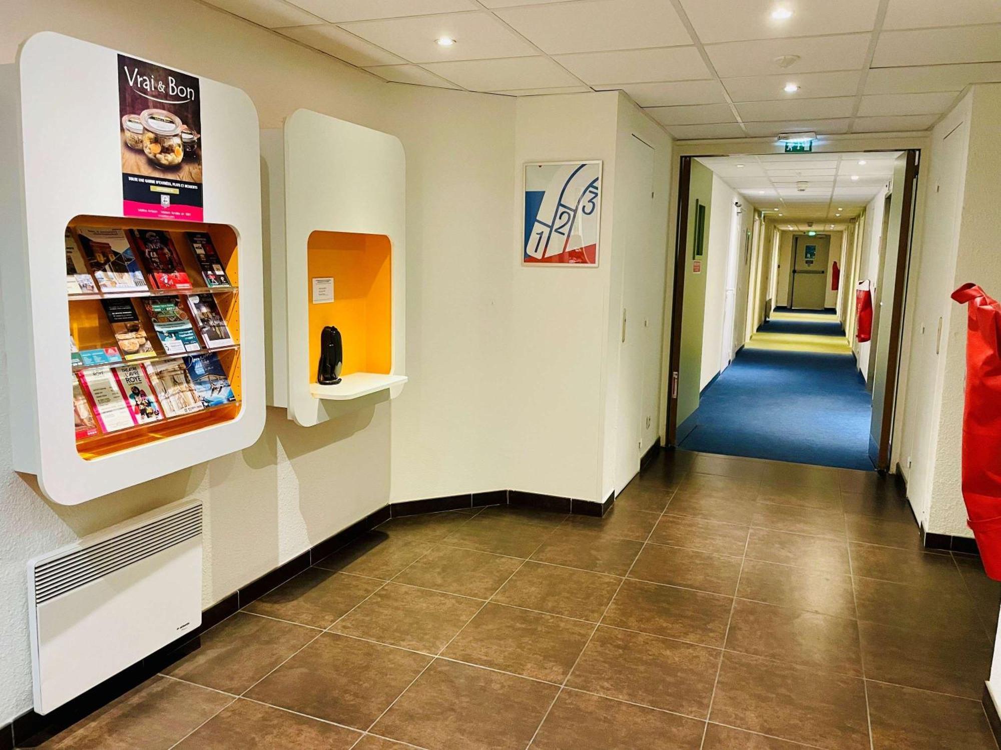 Ibis Budget Roye Εξωτερικό φωτογραφία