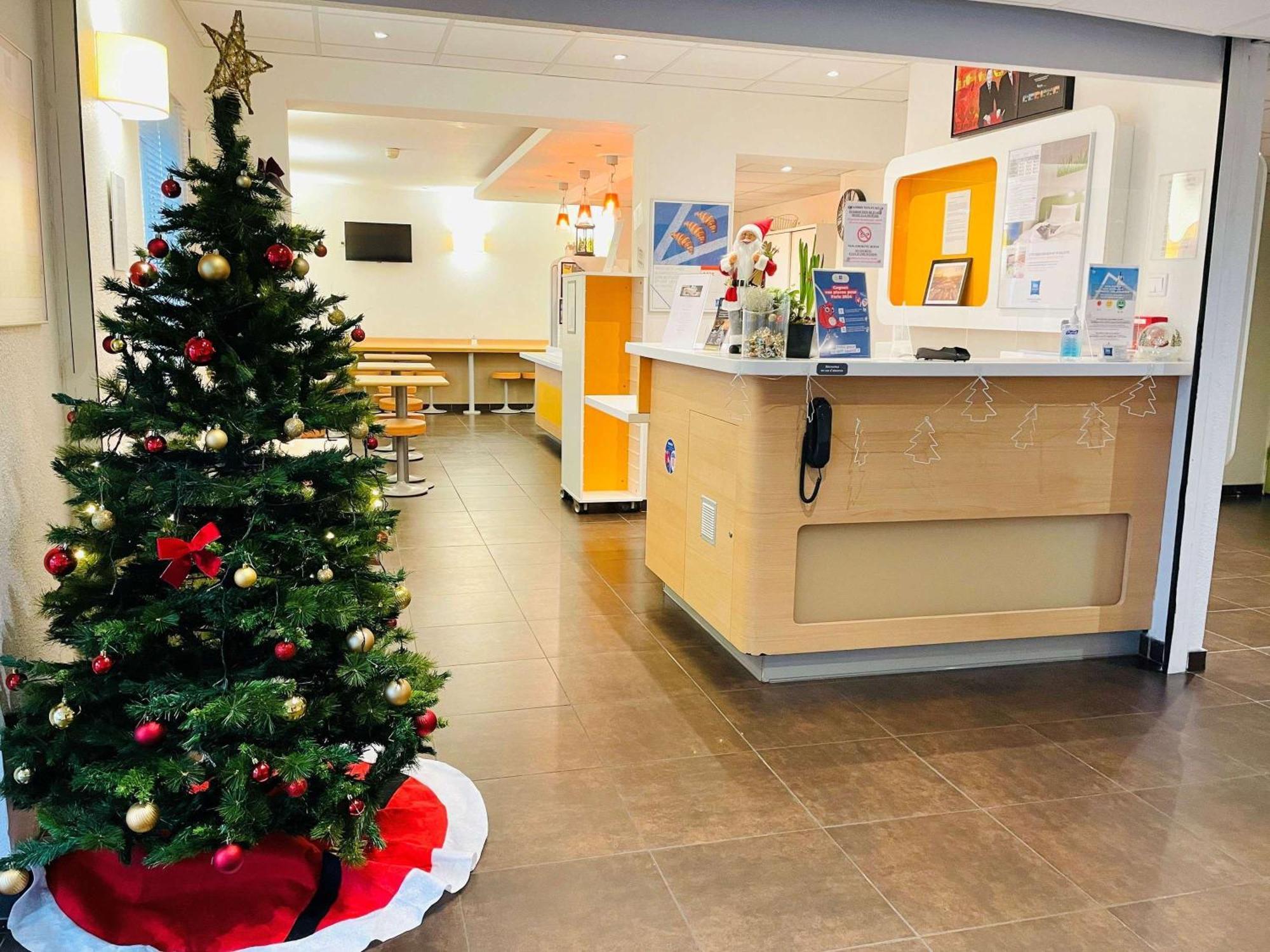 Ibis Budget Roye Εξωτερικό φωτογραφία